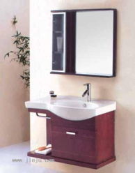 衛(wèi)浴空間的藝術(shù) 浴室柜、玻璃潔具與衛(wèi)浴鏡的和諧交響